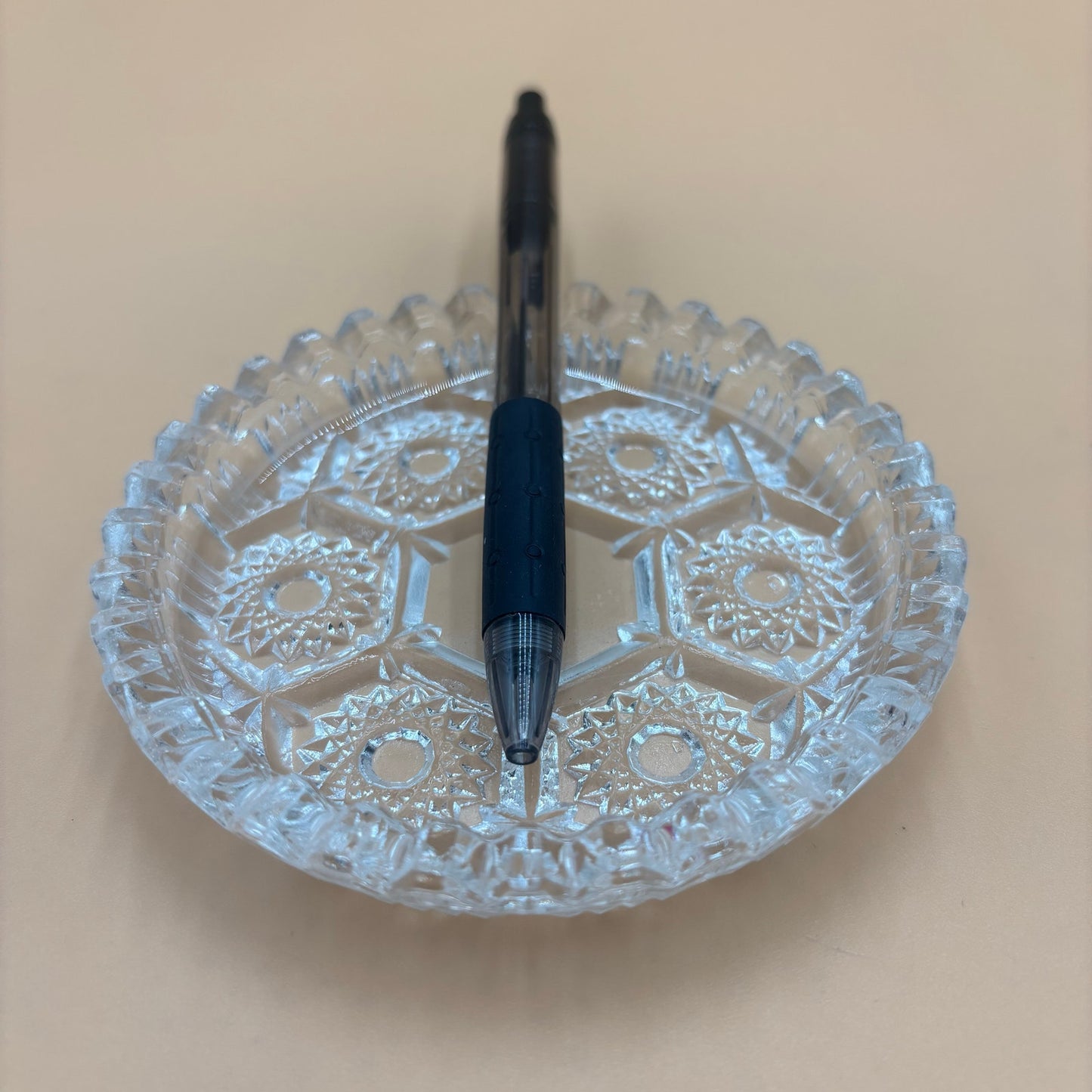 Vintage Pressed Glass Trinket Dish - Set of 4 - Starburst Hexagon Pattern