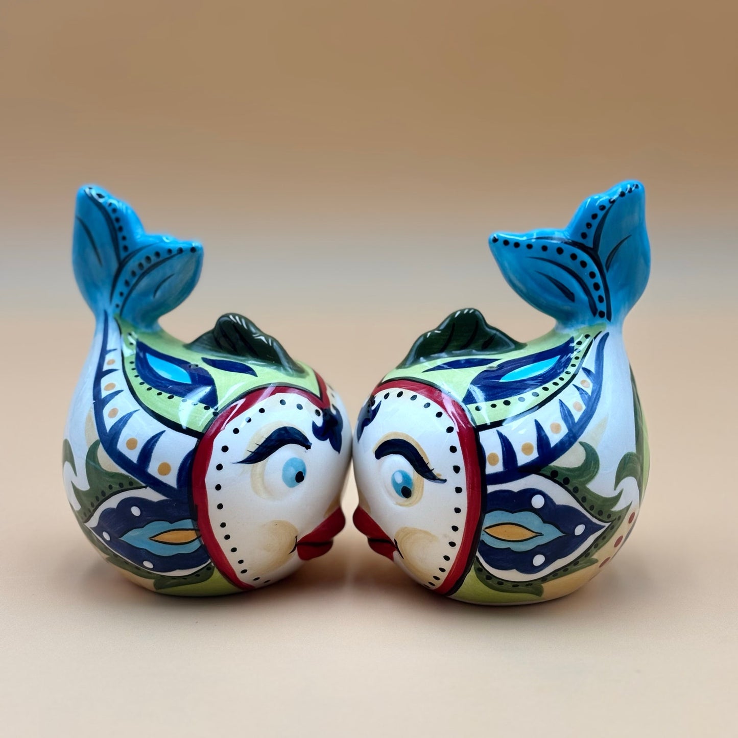 Kissing Fish Salt & Pepper Shakers — Retro Ceramic Pair with Painted Eyelashes