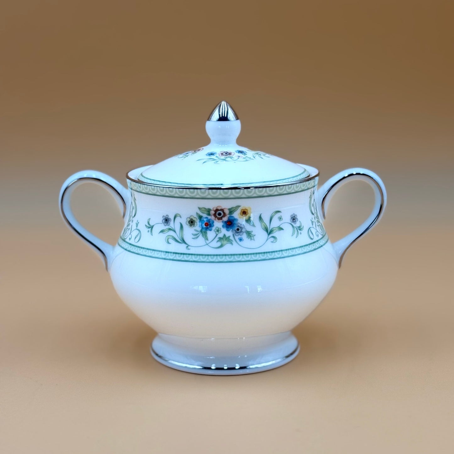 Wedgwood Agincourt bone china covered sugar bowl