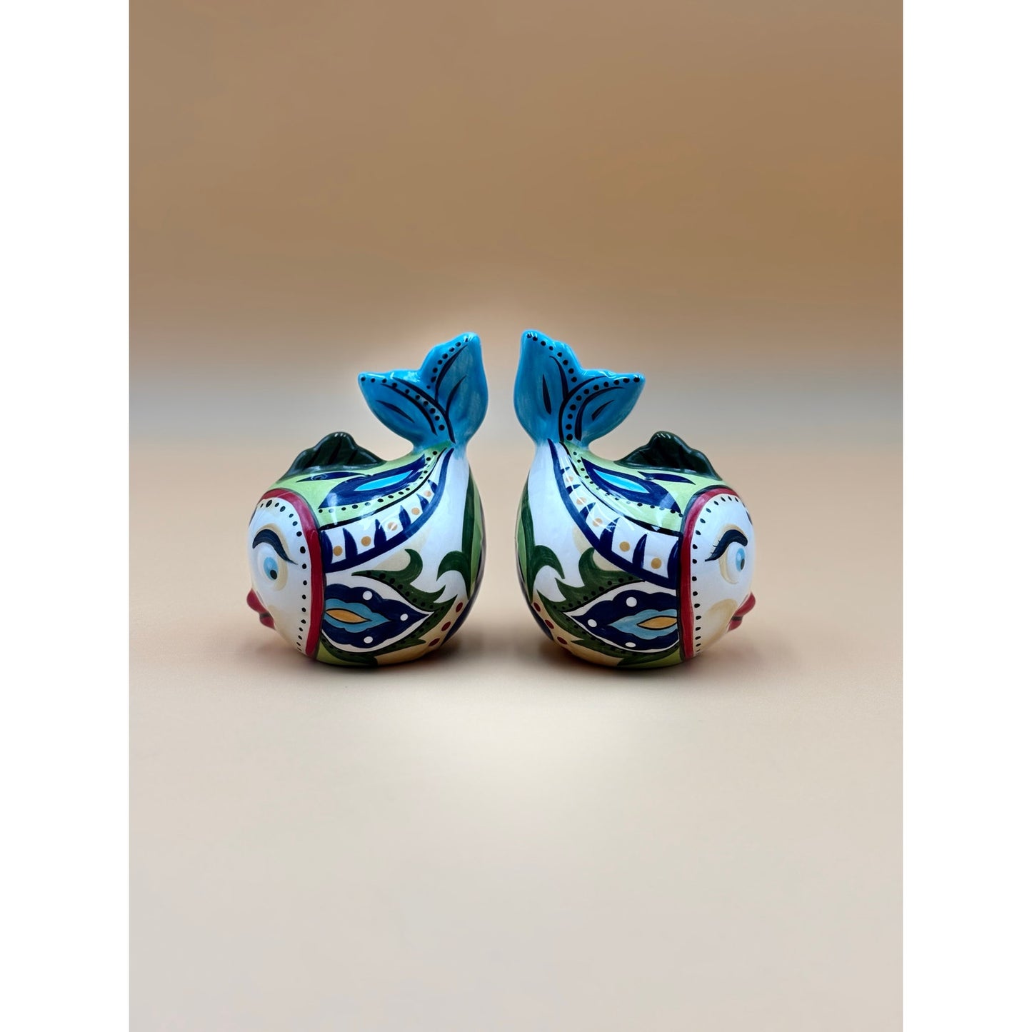Kissing Fish Salt & Pepper Shakers — Retro Ceramic Pair with Painted Eyelashes