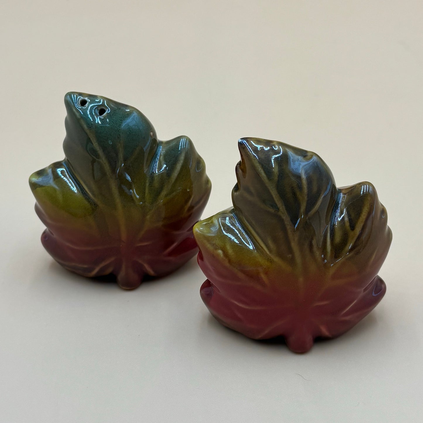 Vintage Maple Leaf Salt and Pepper Shakers