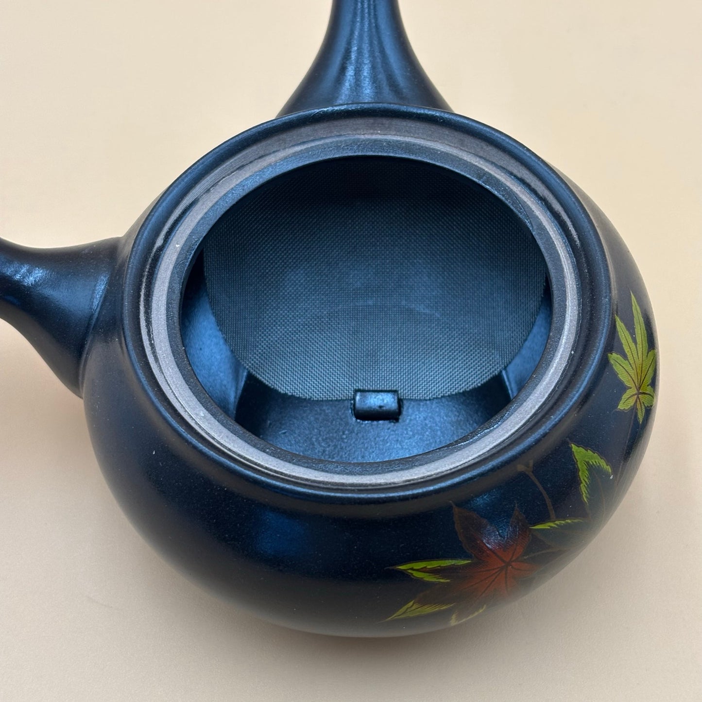 Vintage Komaru Kiln Tokoname Kyusu Teapot — Black Ceramic with Maple Leaf Design
