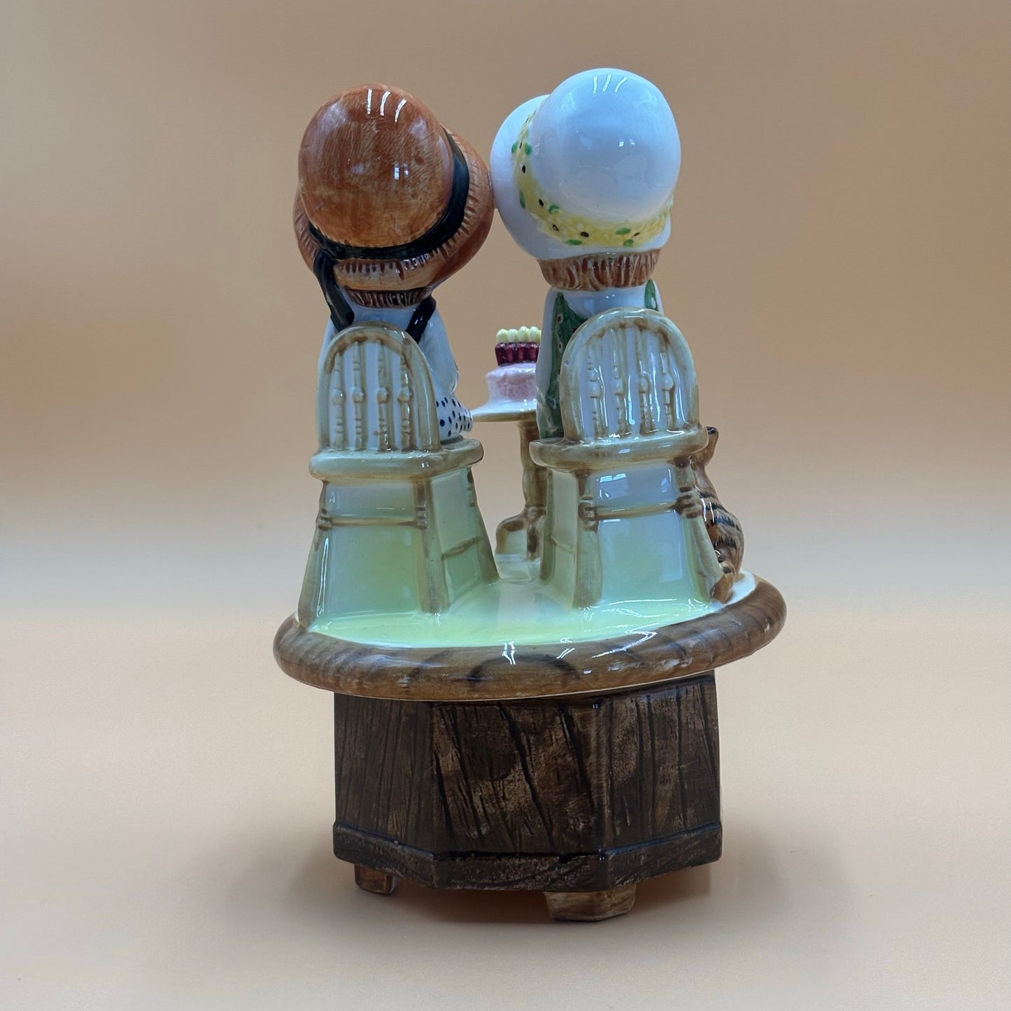 Vintage Holly Hobbie Birthday Music Box "Happy Candle Blowing" Japan