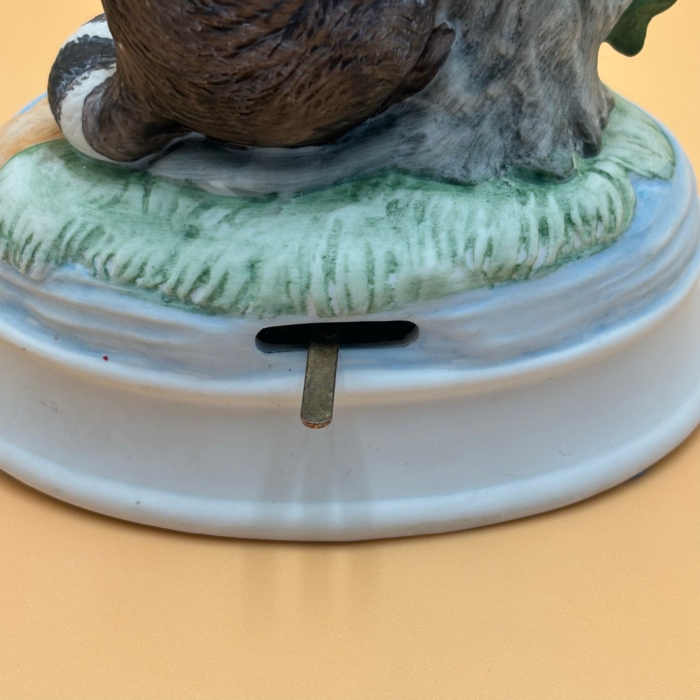 Vintage Gorham Raccoon Music Box - "Oh What A Beautiful Morning"