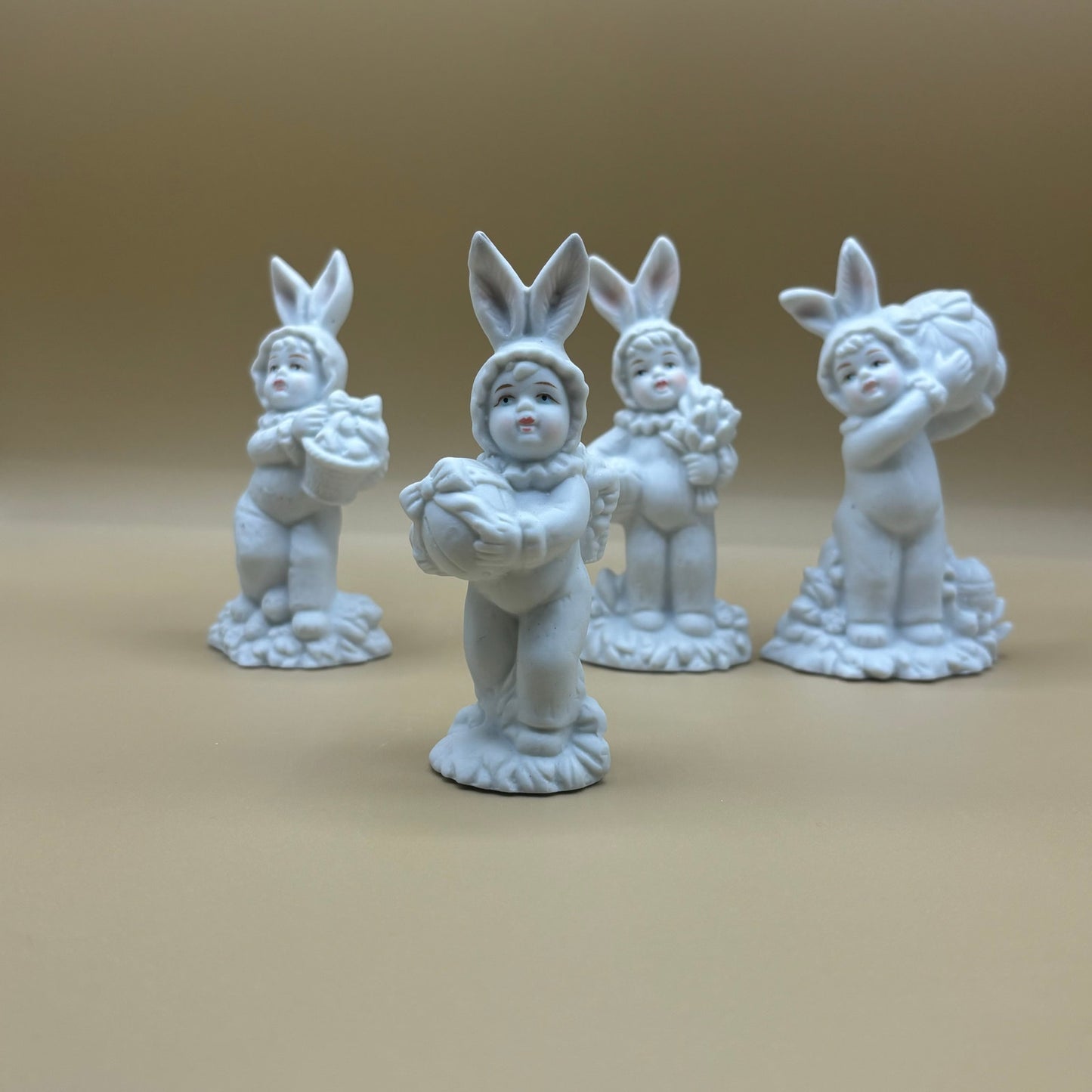 VTG Set of 4 White Porcelain Easter Bunny Figurines