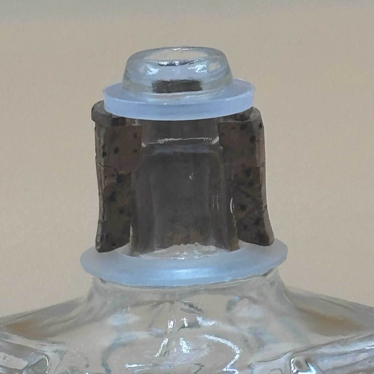 Vintage Clear Glass Diamond Cut Decanter - Elegant Barware