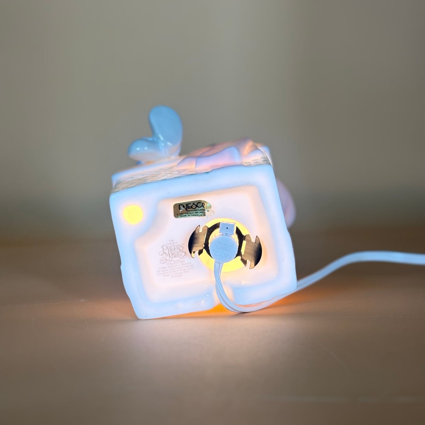 Precious Moments Enesco Lighted Gift Figurine – Boy Praying – 1991