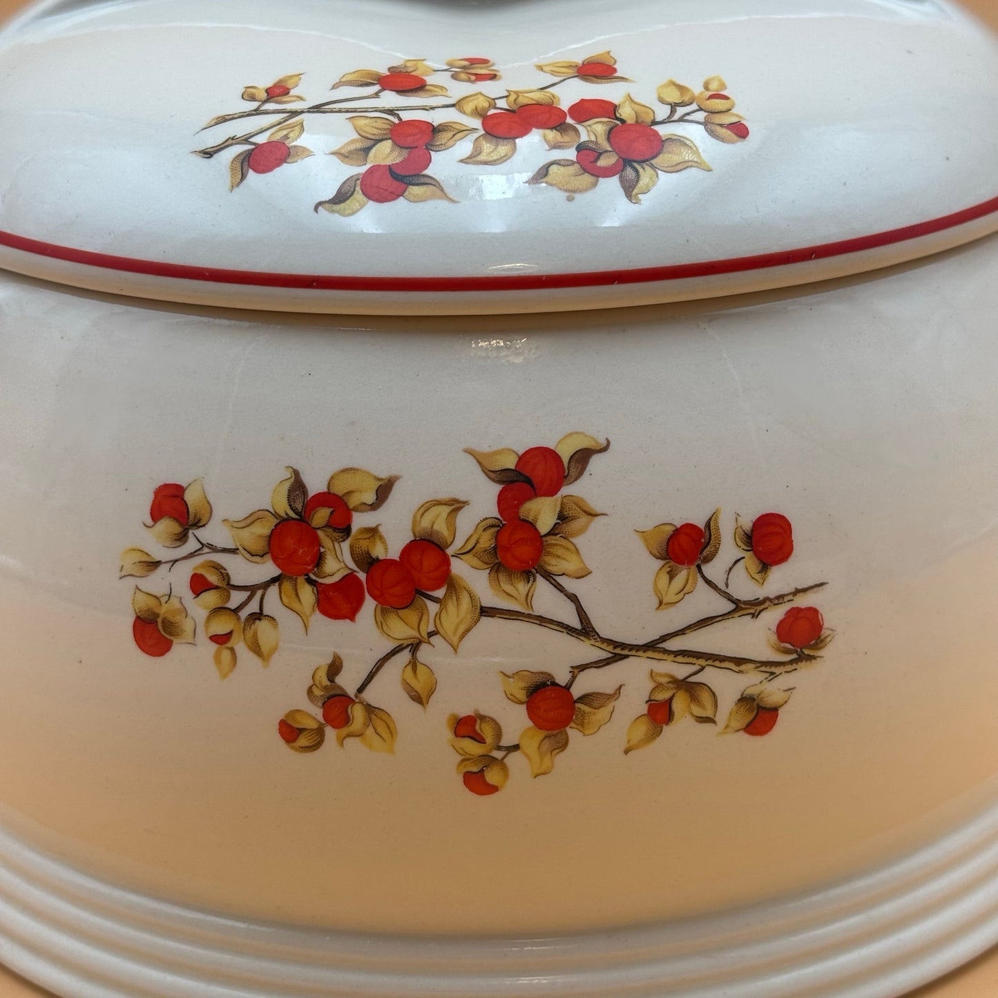 Vintage Universal Cambridge Covered Casserole Dish – Bittersweet Red Berry